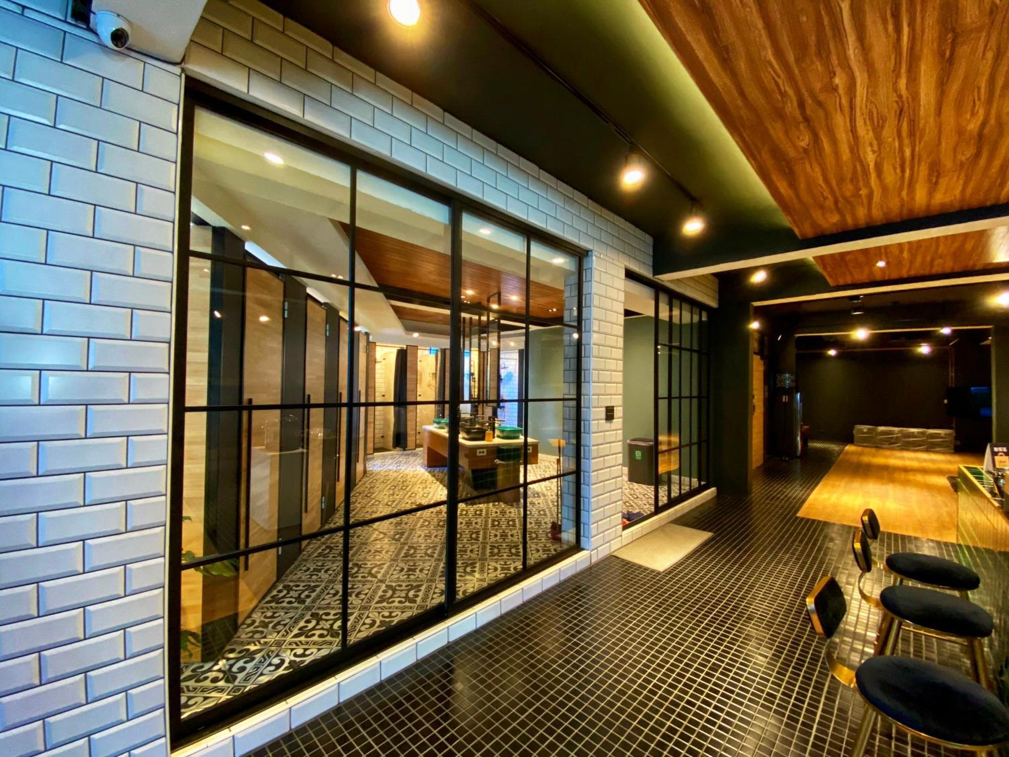 Perbed Hostel-Taichung Station 외부 사진